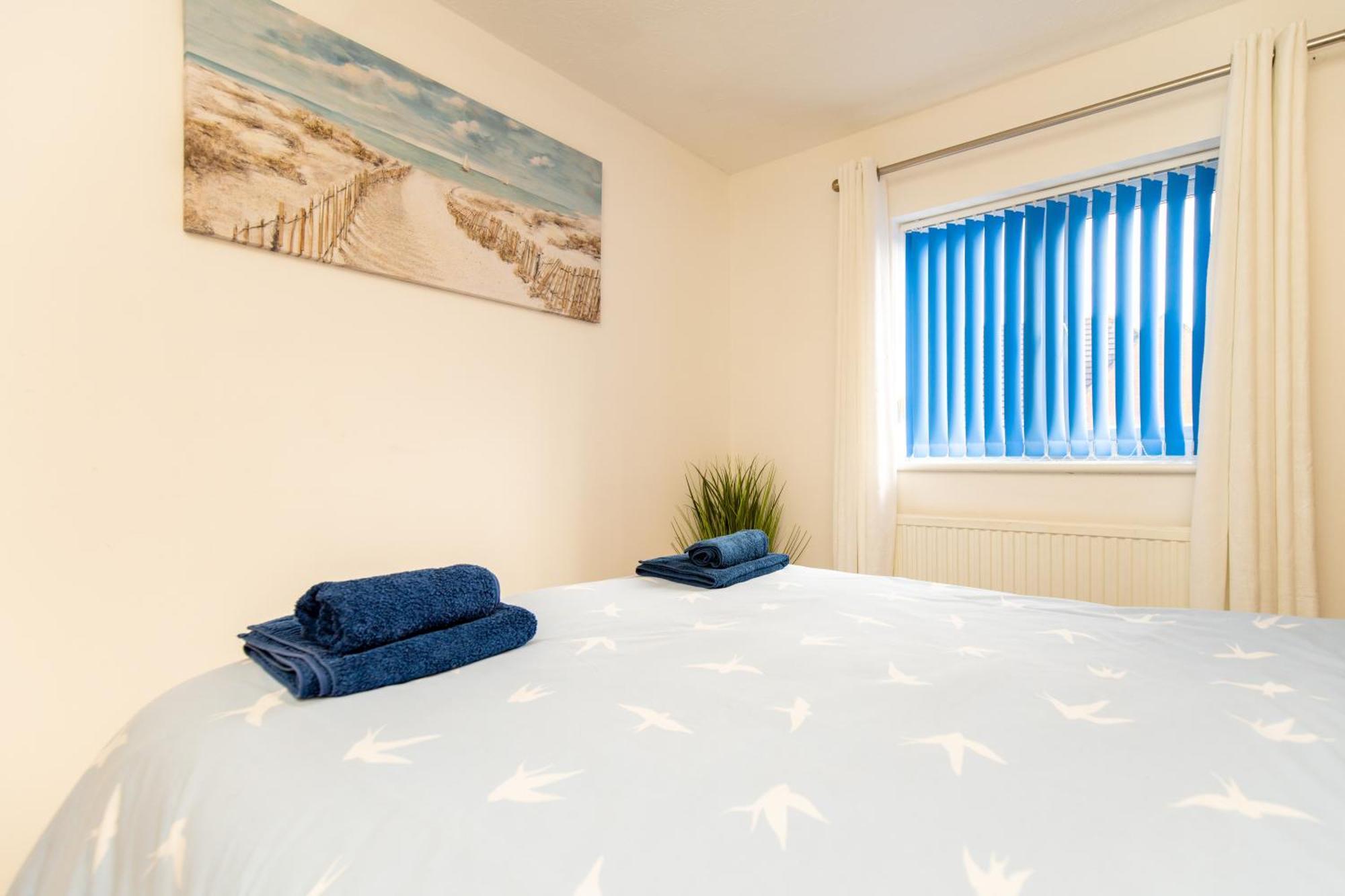 Comfortable And Spacious Superb Holiday Home In Llanelli, Dog Friendly Bagian luar foto