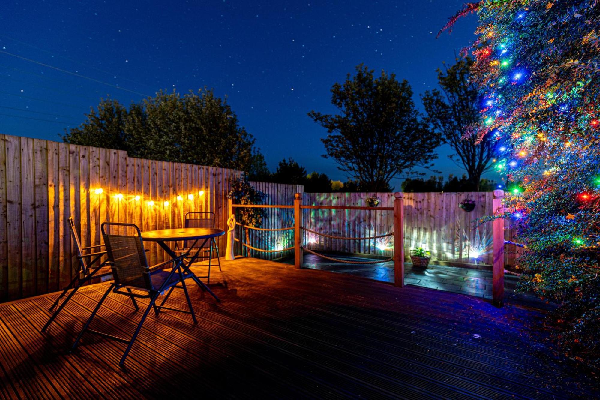Comfortable And Spacious Superb Holiday Home In Llanelli, Dog Friendly Bagian luar foto