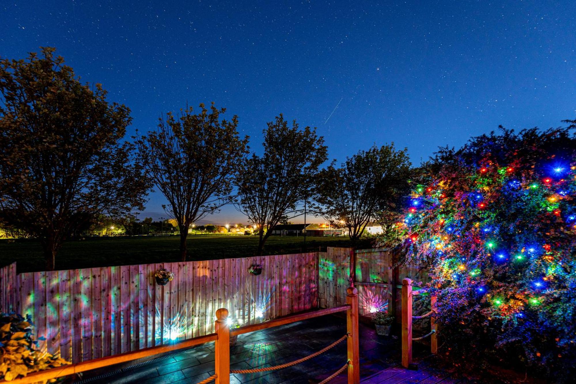 Comfortable And Spacious Superb Holiday Home In Llanelli, Dog Friendly Bagian luar foto